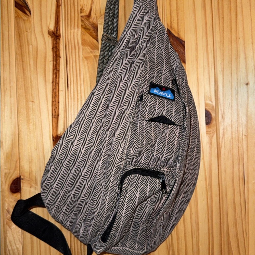 Kavu Men's Herringbone Backpack - Black and White